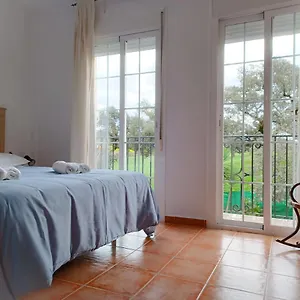 Clara , Cala España